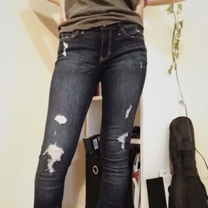 hollister dark wash ripped jeans | size 5
